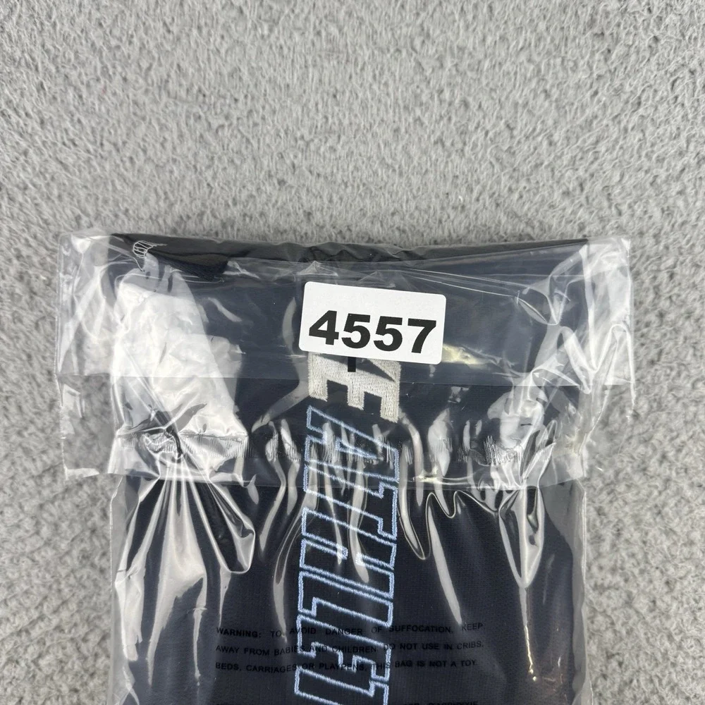 Nike Athletics‎ Vintage Y2K Tee Athletic Silver Tag Spellout Logo Men's M Black